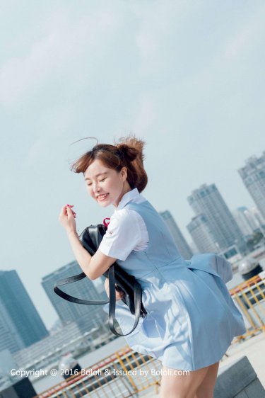 在花轿里就开始圆房H